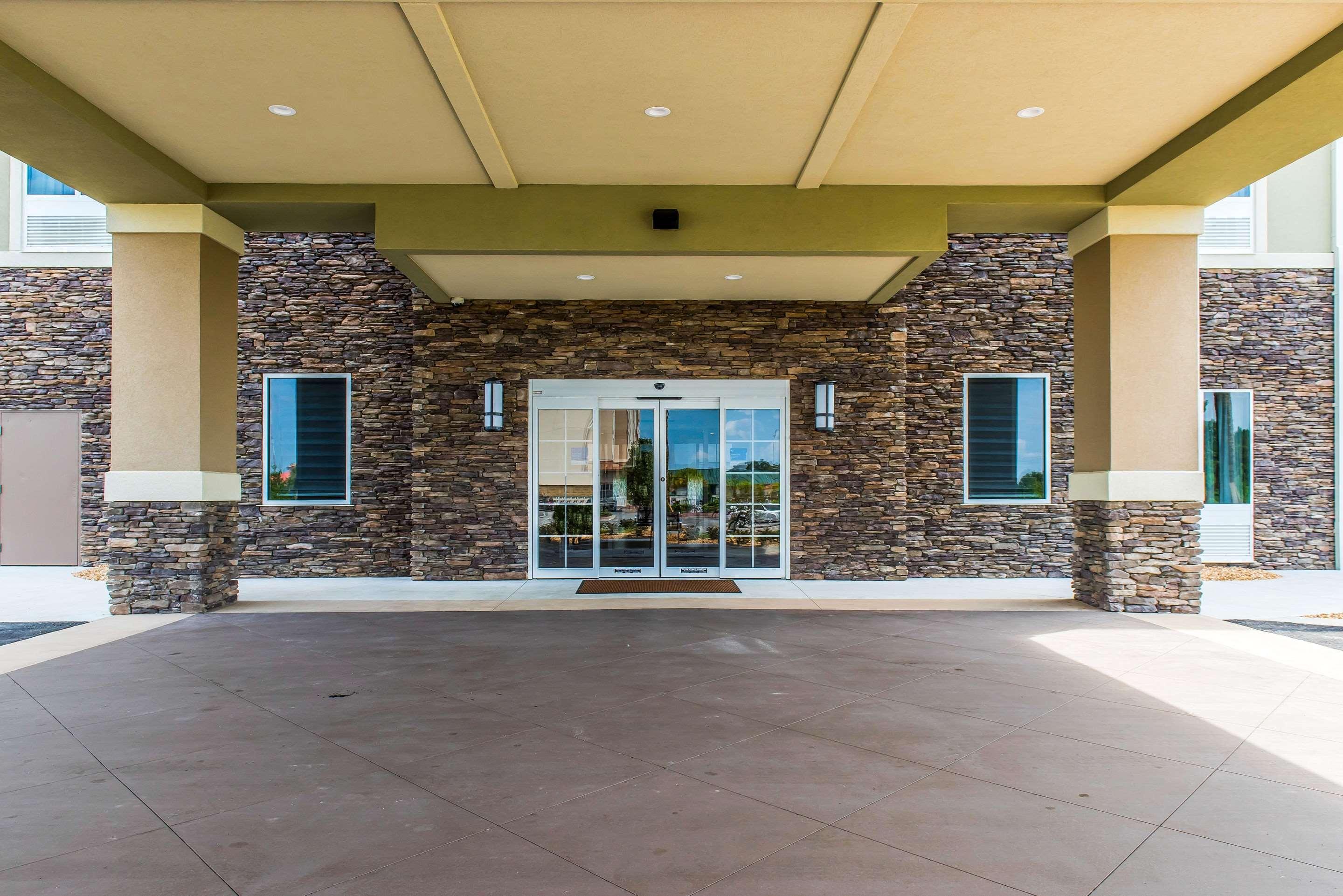Comfort Inn & Suites Valdosta Ngoại thất bức ảnh