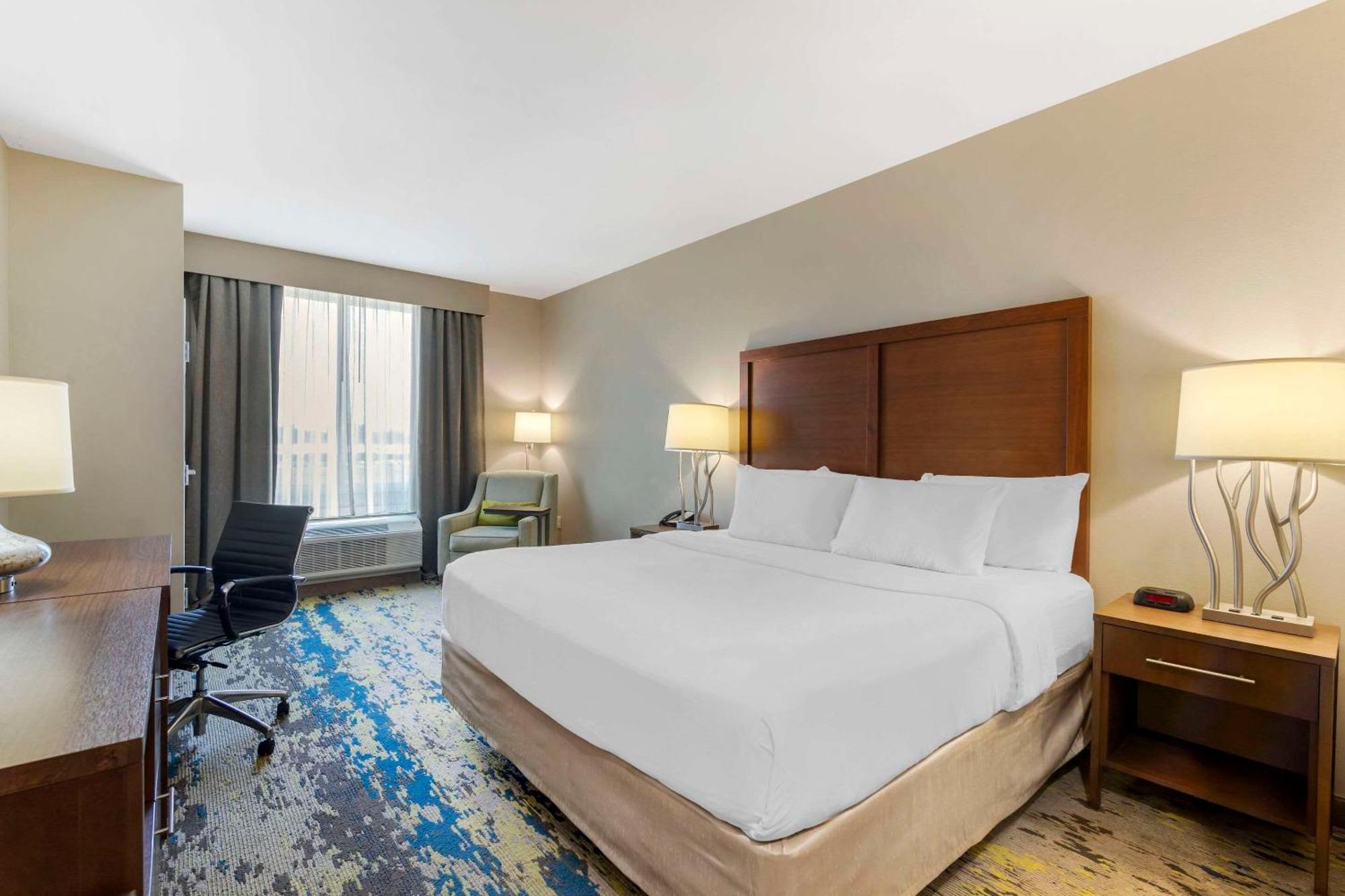 Comfort Inn & Suites Valdosta Ngoại thất bức ảnh